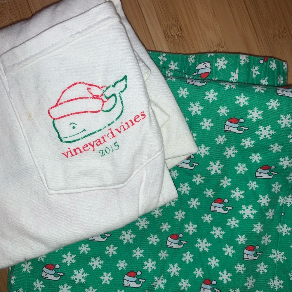 Vineyard Vines Xmas Pajama Set